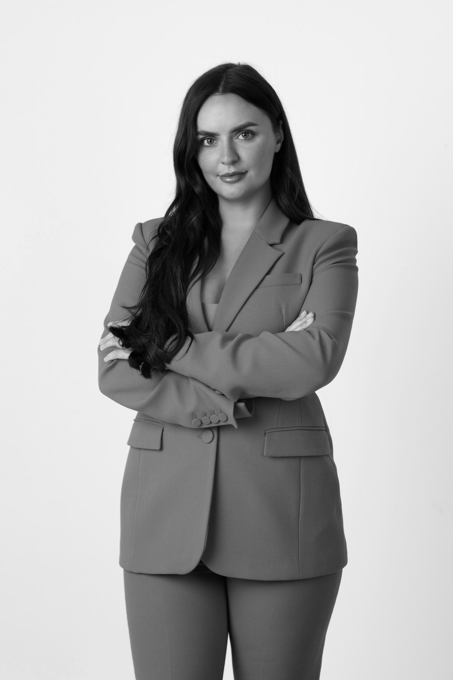 Savannah Severn, investment advisor